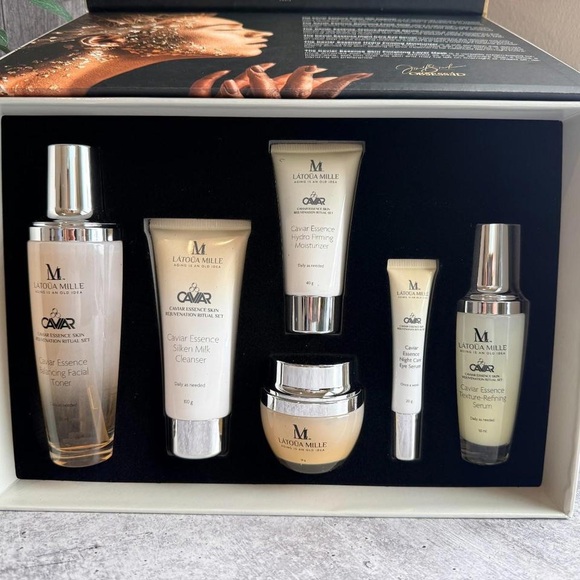 Rejuvenation Ritual Set – Cream & Gold - Picture 2 of 2